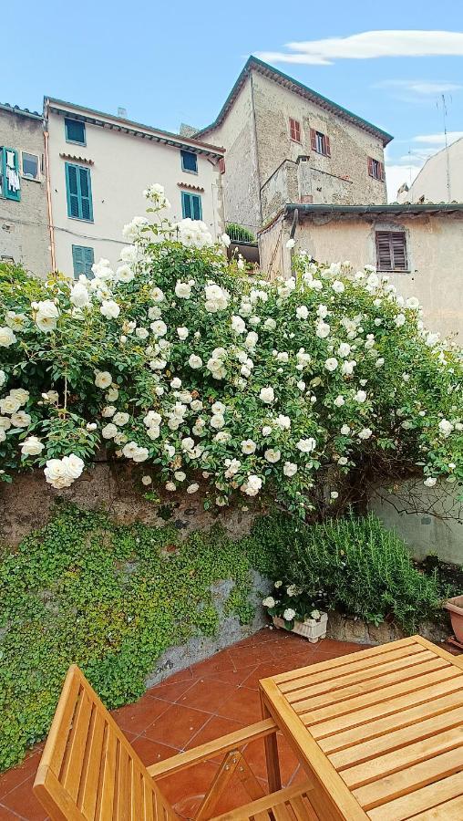 فيلا La Torretta Del Lago أنغويلارا سابازيا المظهر الخارجي الصورة